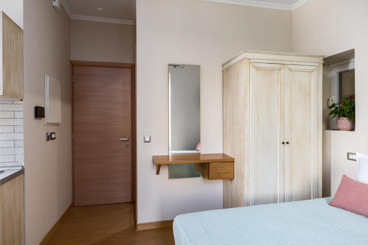 Fotiadis Family Luxury Suites By Konnect Corfu  Exterior photo